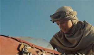 FILM TRAILER: 'Star Wars: The Force Awakens'