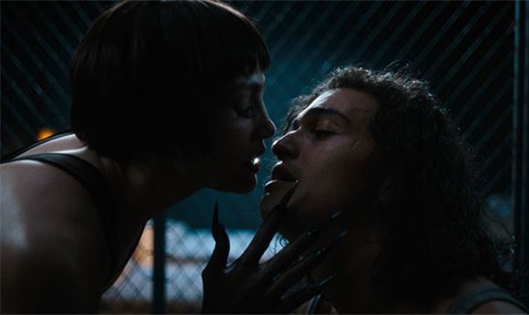 <I>Kiss of the Spider Woman</I>: Director Bill Condon
