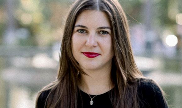 Editor Cami Starkman signs with Nomad