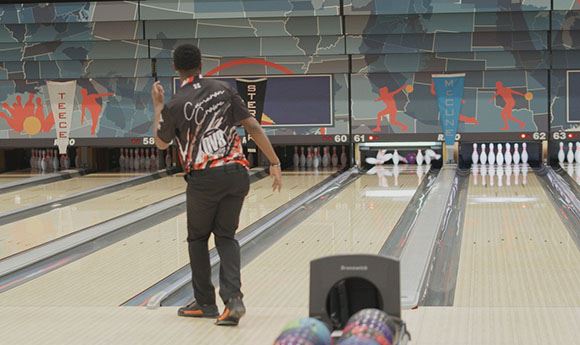 <I>Born to Bowl</I>: Editor Scott D. Hanson